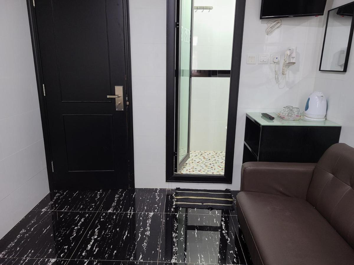 Hostel 16 Paris Guest House Block E Reception 10Th Floor Hong Kong Exterior foto